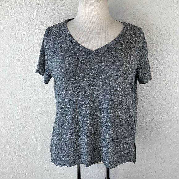 Old Navy Boyfriend V-Neck T-Shirt Size S EUC - Picture 1 of 6